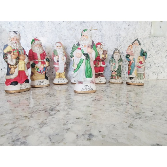 8 Vintage Santa Claus Ornaments Figurines‎ Around The World Collection 5